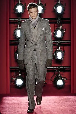 Look 10